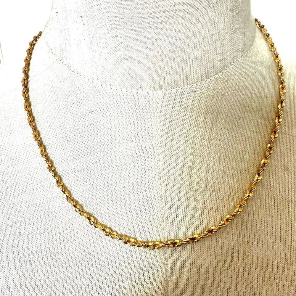 Gold tone vintage twisted chain necklace